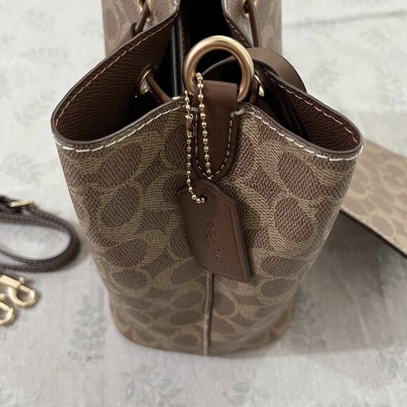 Coach Rowan Bucket Bag In Signature Canvas - Picture 6 of 8